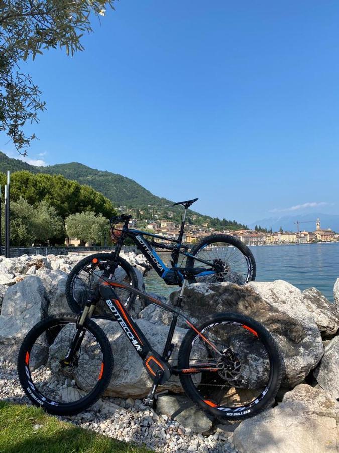 Bike Hotel Touring Gardone Riviera & Beach Eksteriør billede